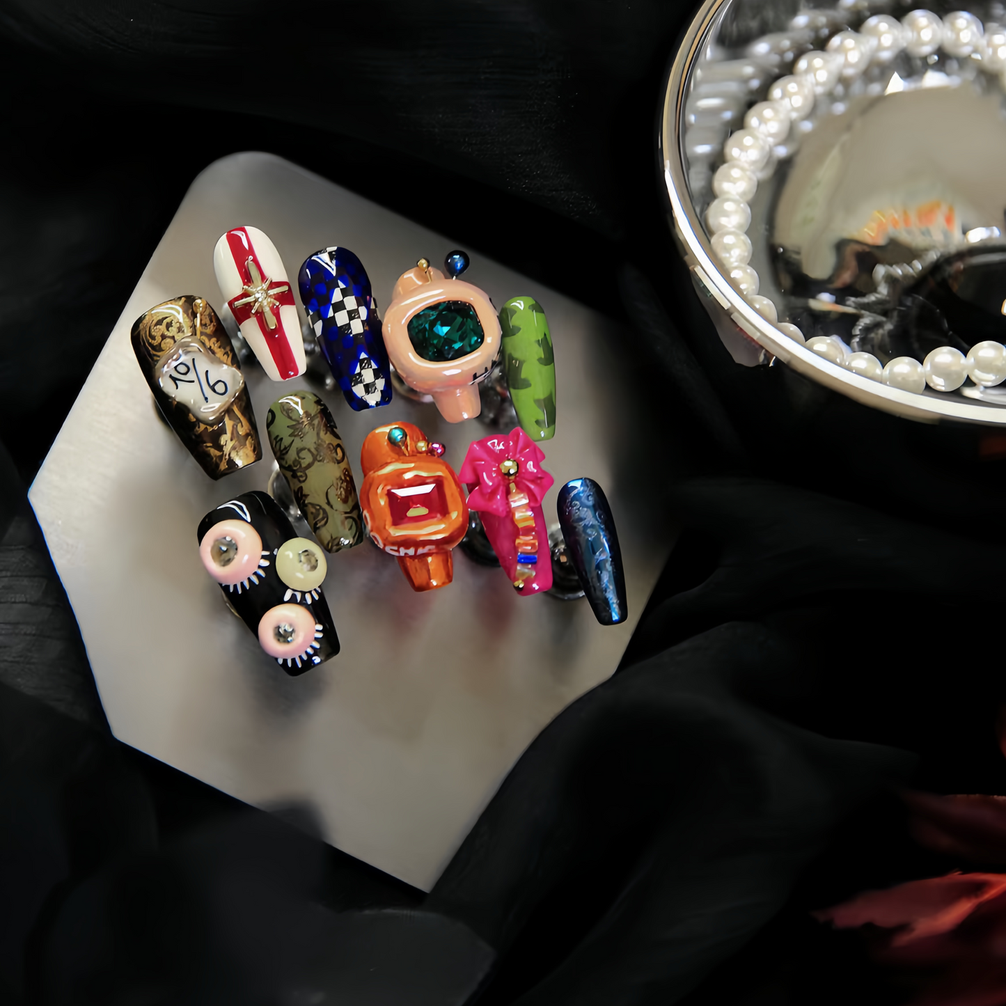 Mad hatter False Nails from SHOPQAQ